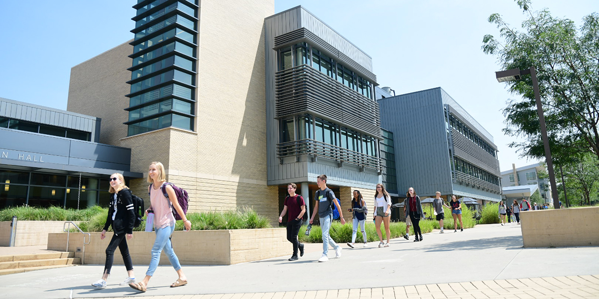 Mines students on the first day of classes Aug. 20, 2018