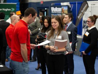 Reagan Sampson, mechanical engineering 2022 meets with a recruiter at Haliburton