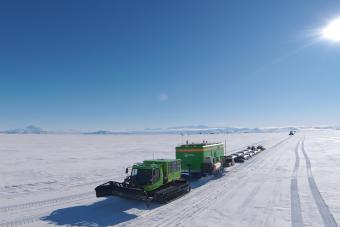 traverse departs on antarctica