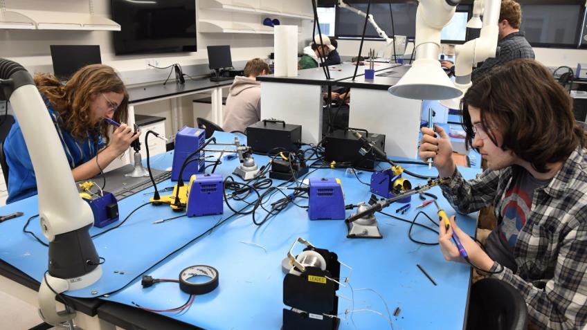 Electrical Engineering Student Lab