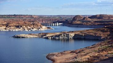 Stock photo of Glen Canyon Dam